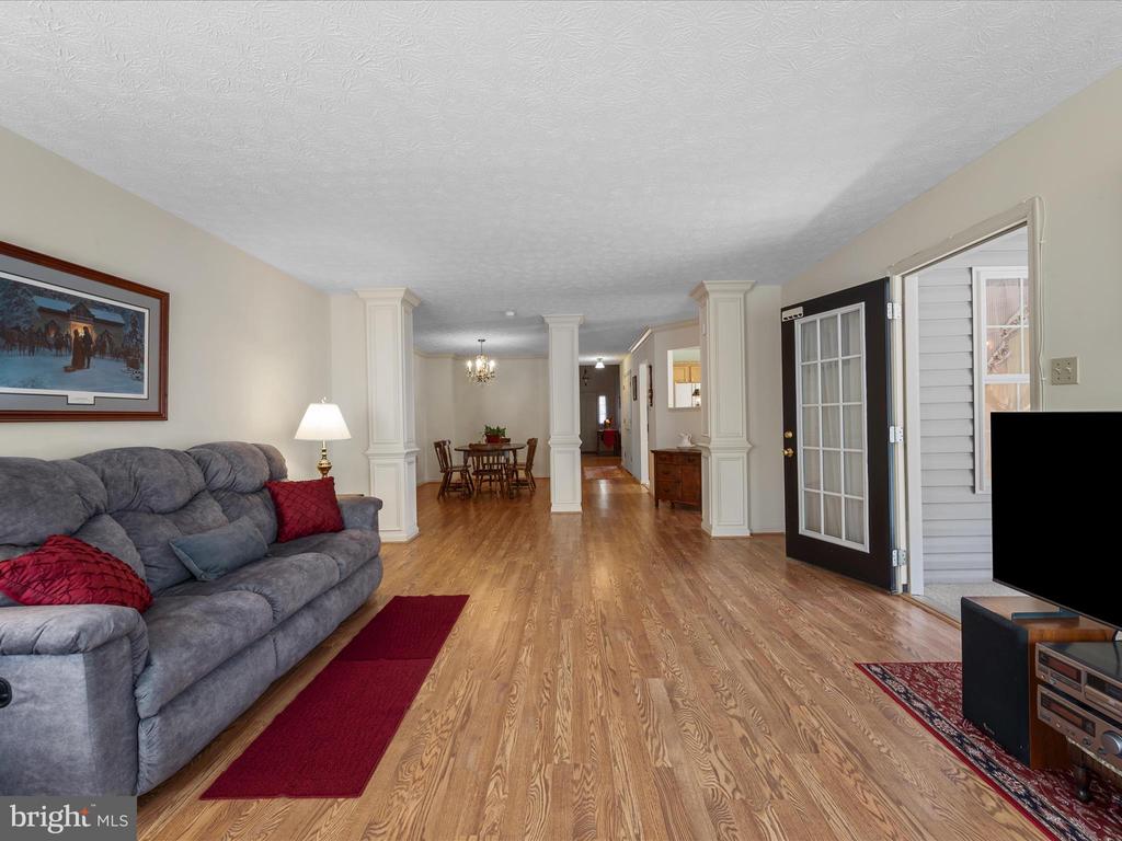 101 CALICO COURT