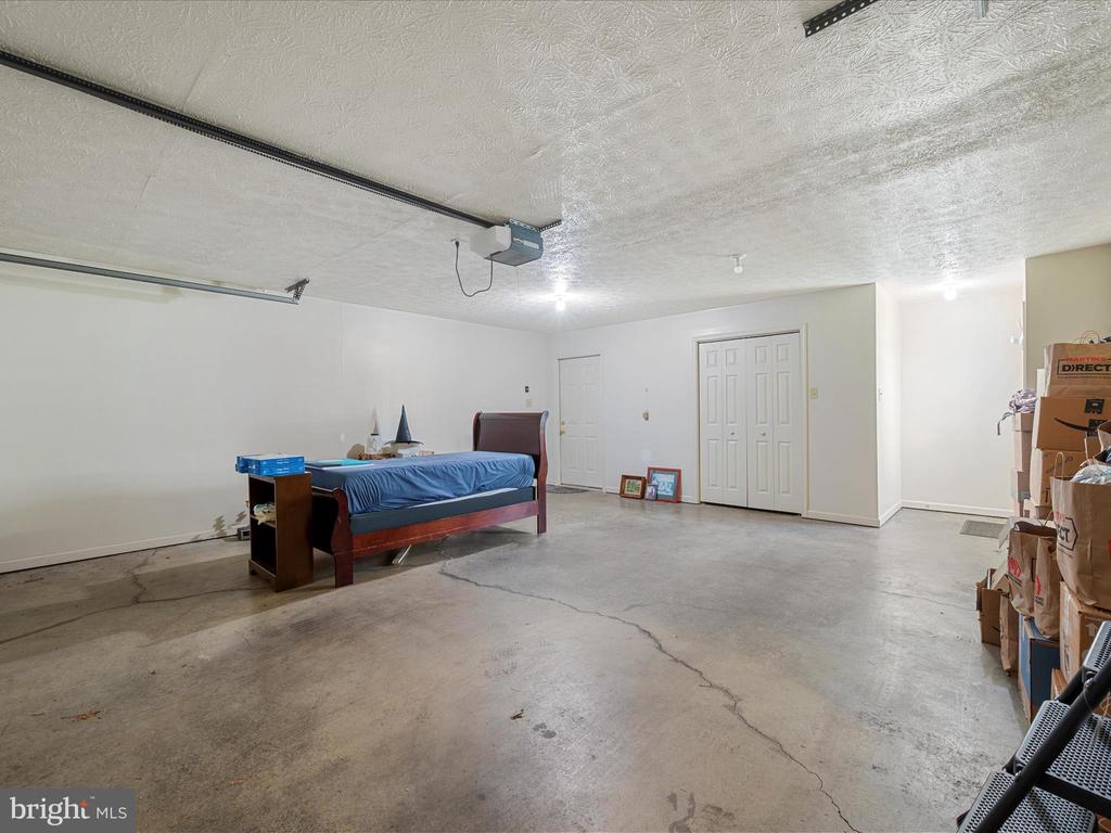 101 CALICO COURT