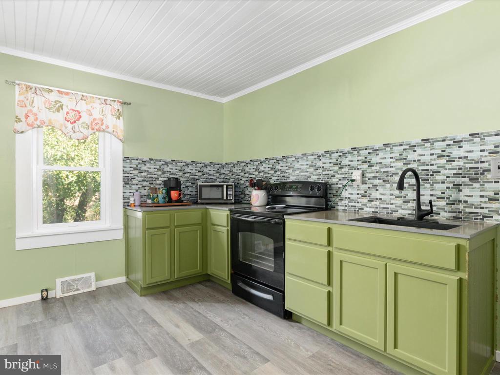 141 BACK CREEK ROAD