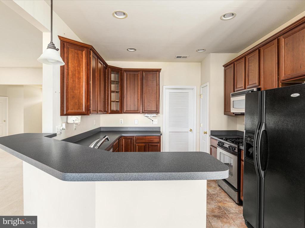 208 SPANISH OAK ROAD