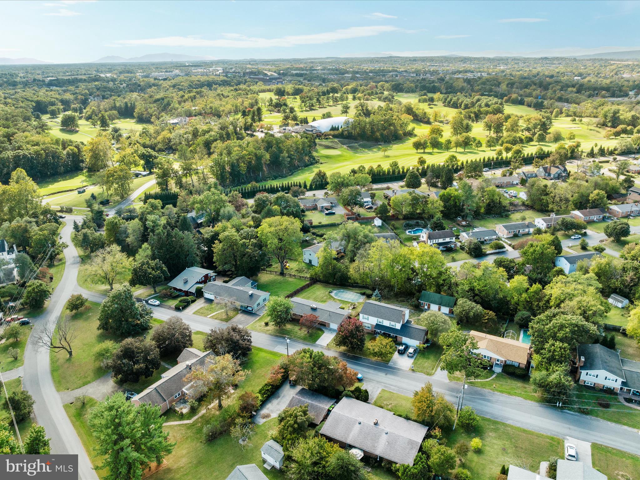 138 COUNTRY CLUB CIRCLE
