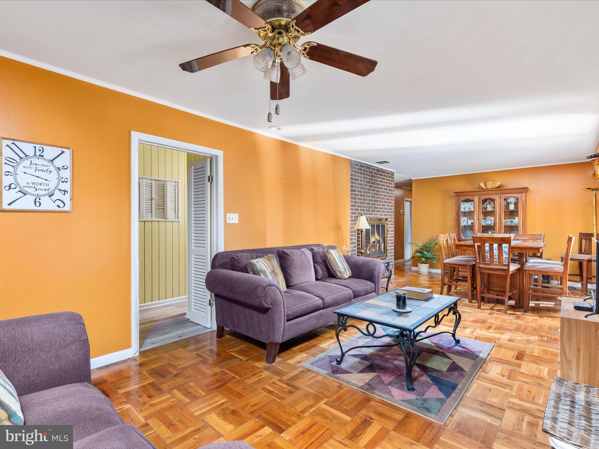 138 COUNTRY CLUB CIRCLE