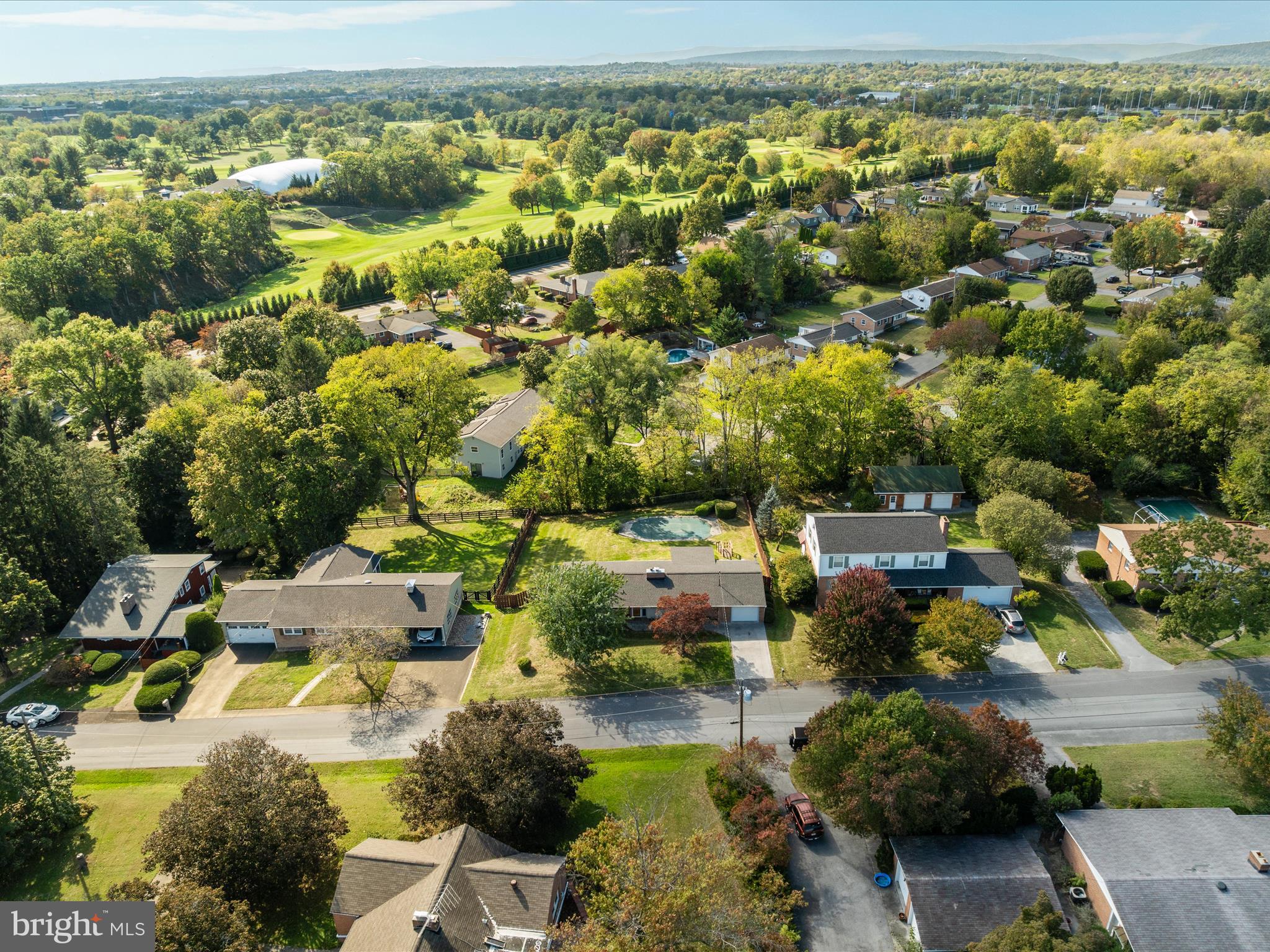 138 COUNTRY CLUB CIRCLE