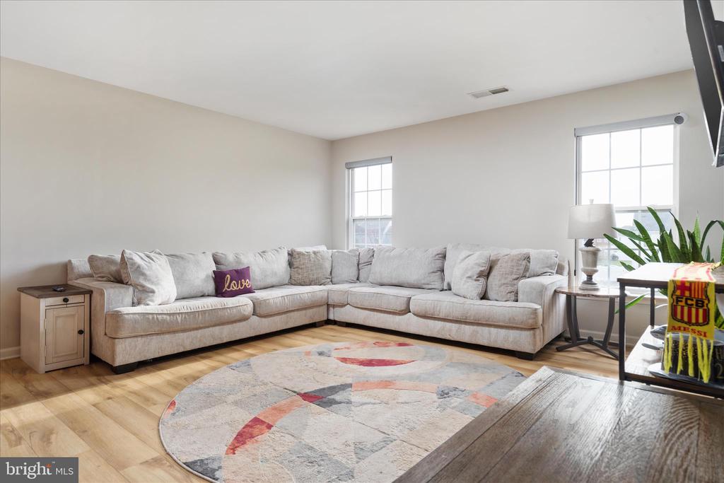 123 FREDERICKSBURG DRIVE