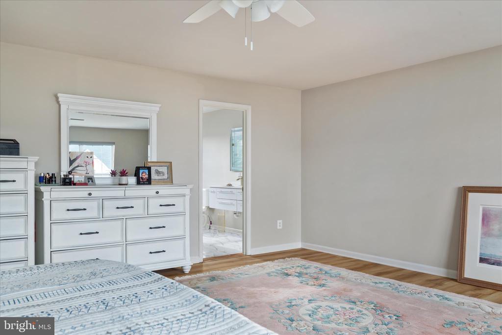 123 FREDERICKSBURG DRIVE