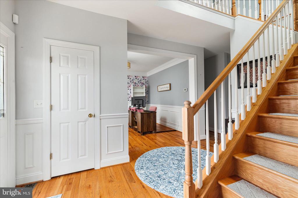 105 BARNSTON COURT