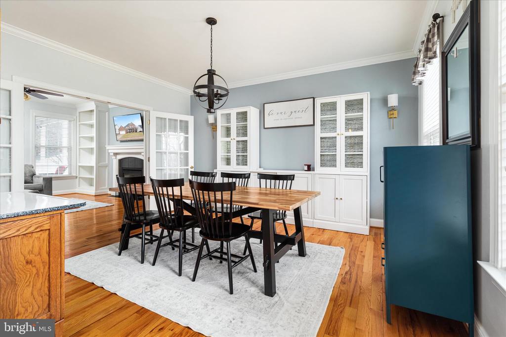 105 BARNSTON COURT