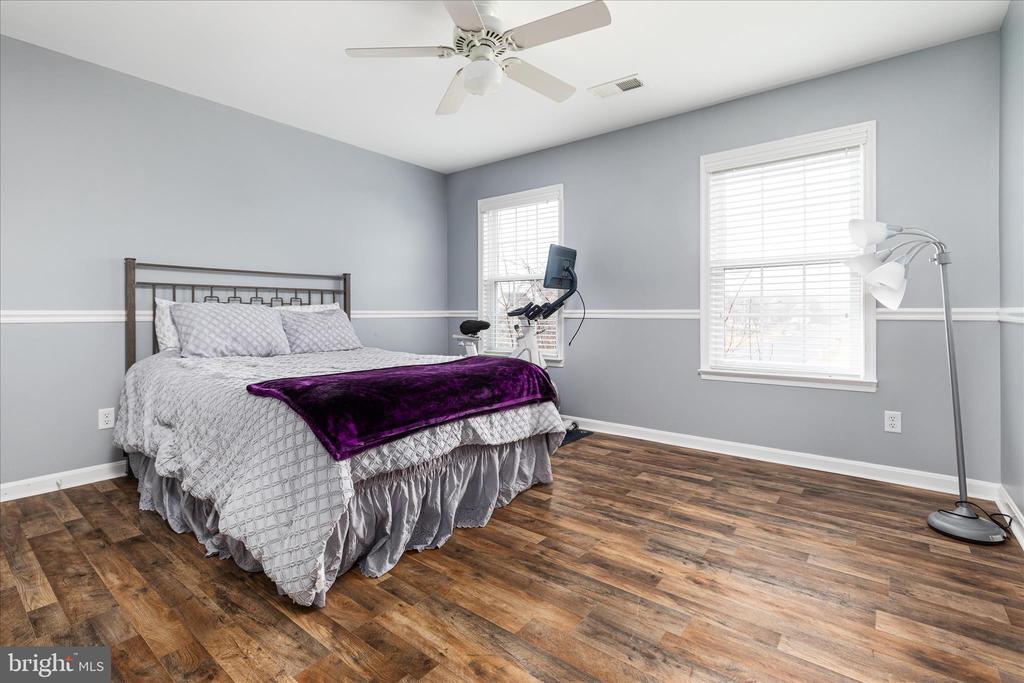 105 BARNSTON COURT