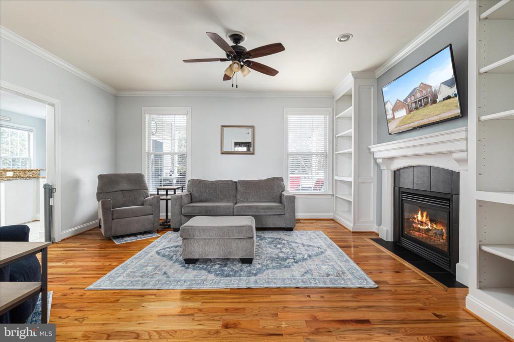 105 BARNSTON COURT