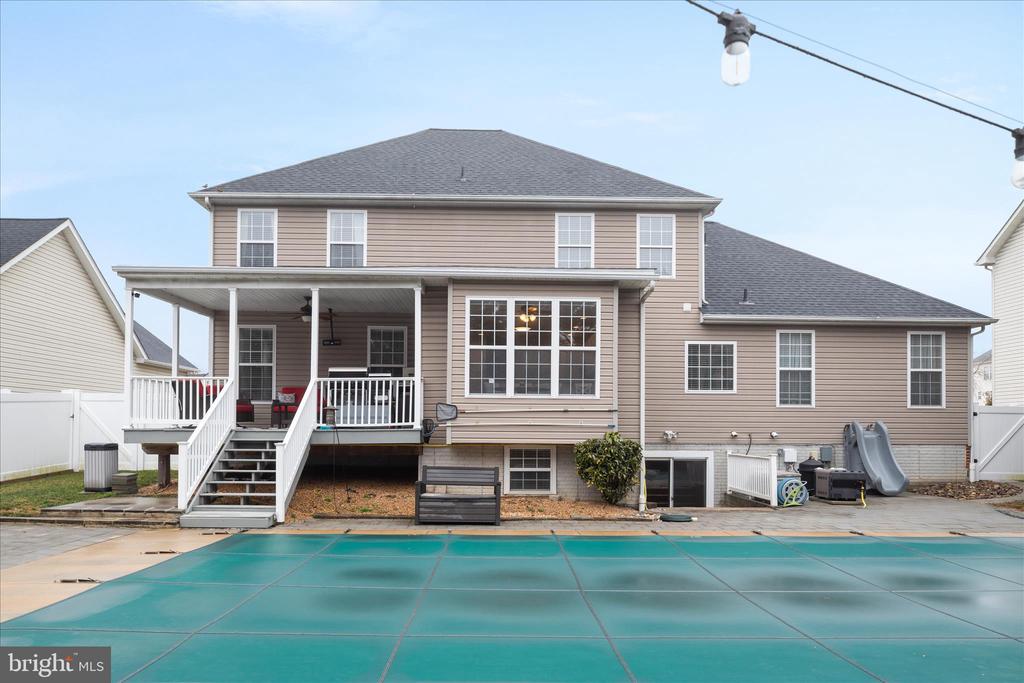 105 BARNSTON COURT