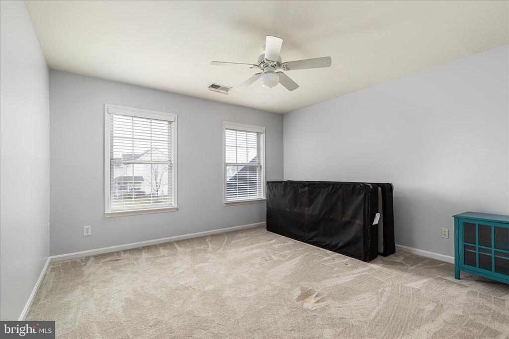 105 BARNSTON COURT