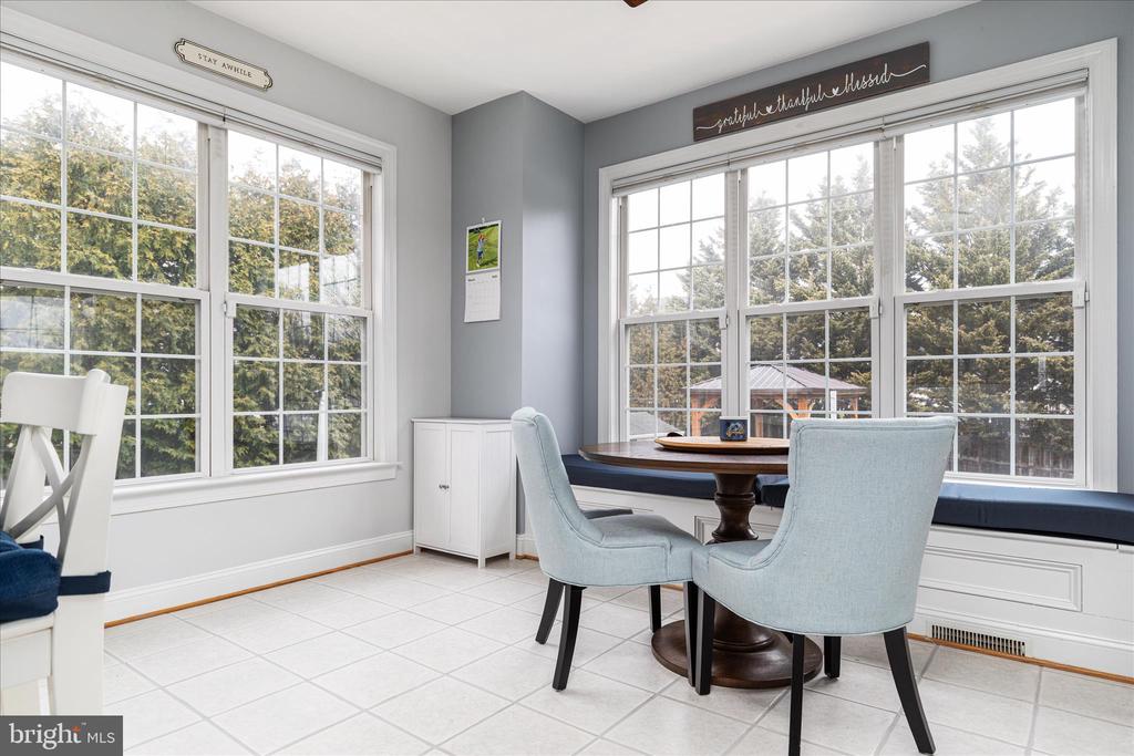 105 BARNSTON COURT