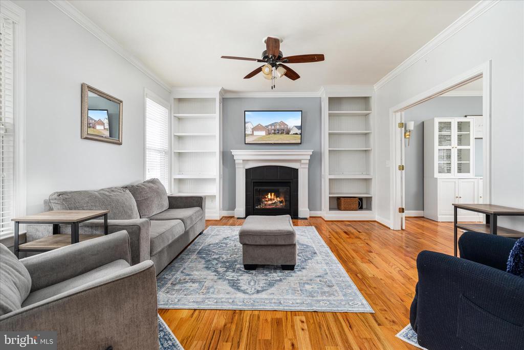 105 BARNSTON COURT