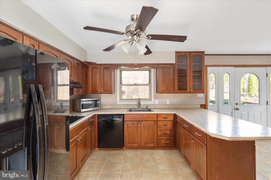 224 DOE TRAIL