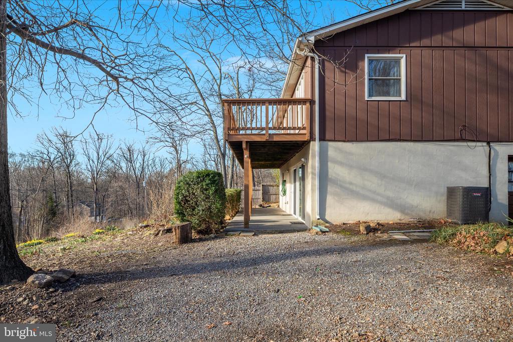 224 DOE TRAIL