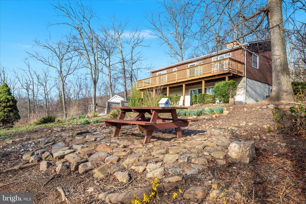 224 DOE TRAIL