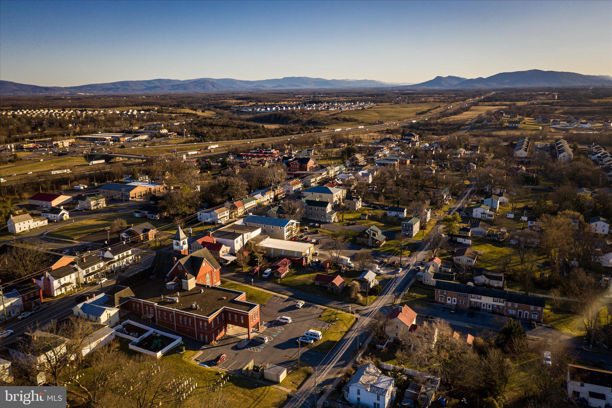 222 STEPHENS RUN STREET