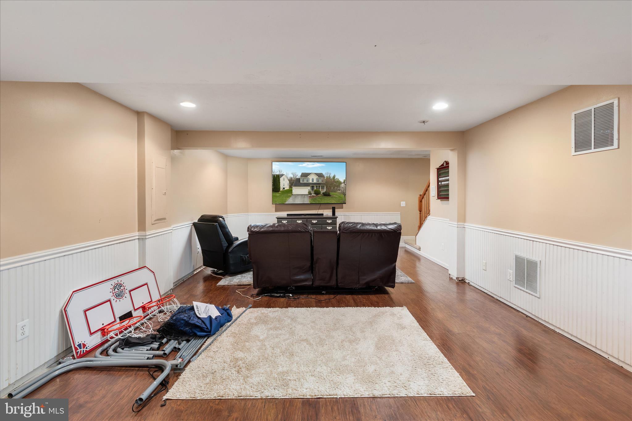 222 STEPHENS RUN STREET