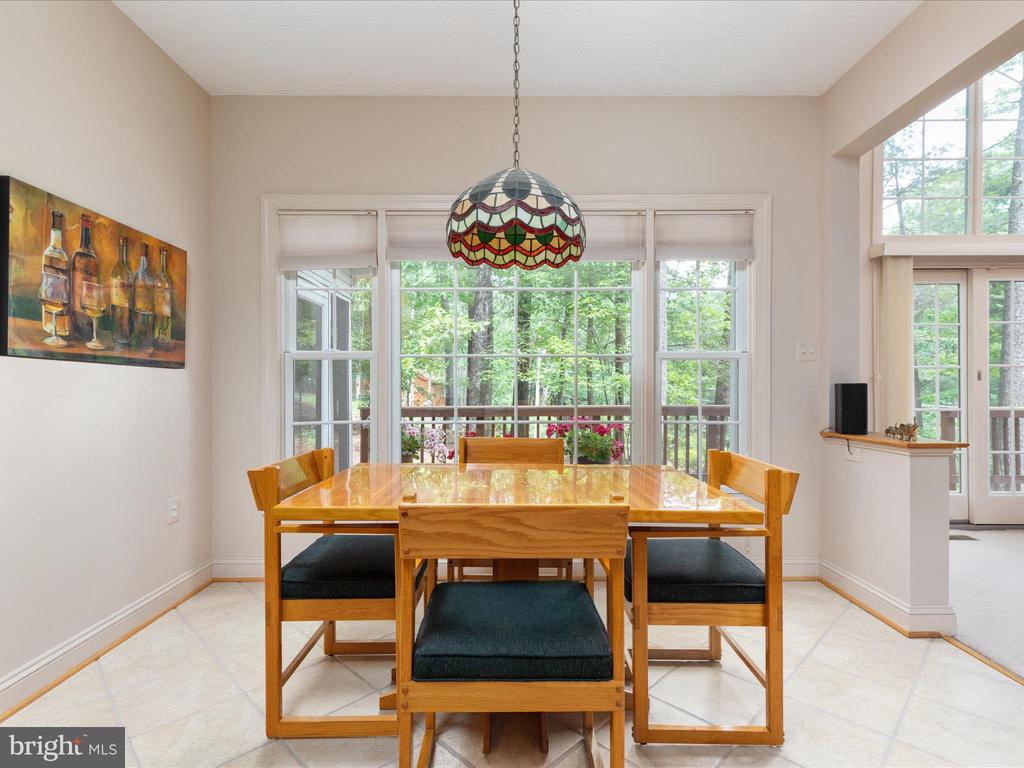 228 SUNSET CIRCLE