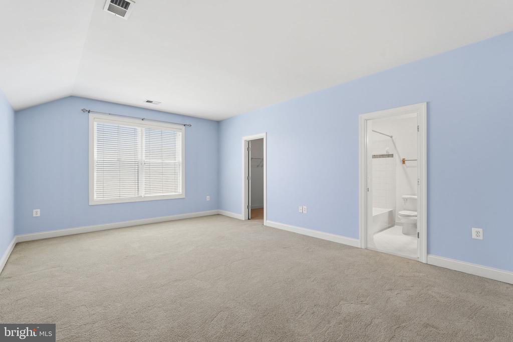 117 HARVESTER DRIVE
