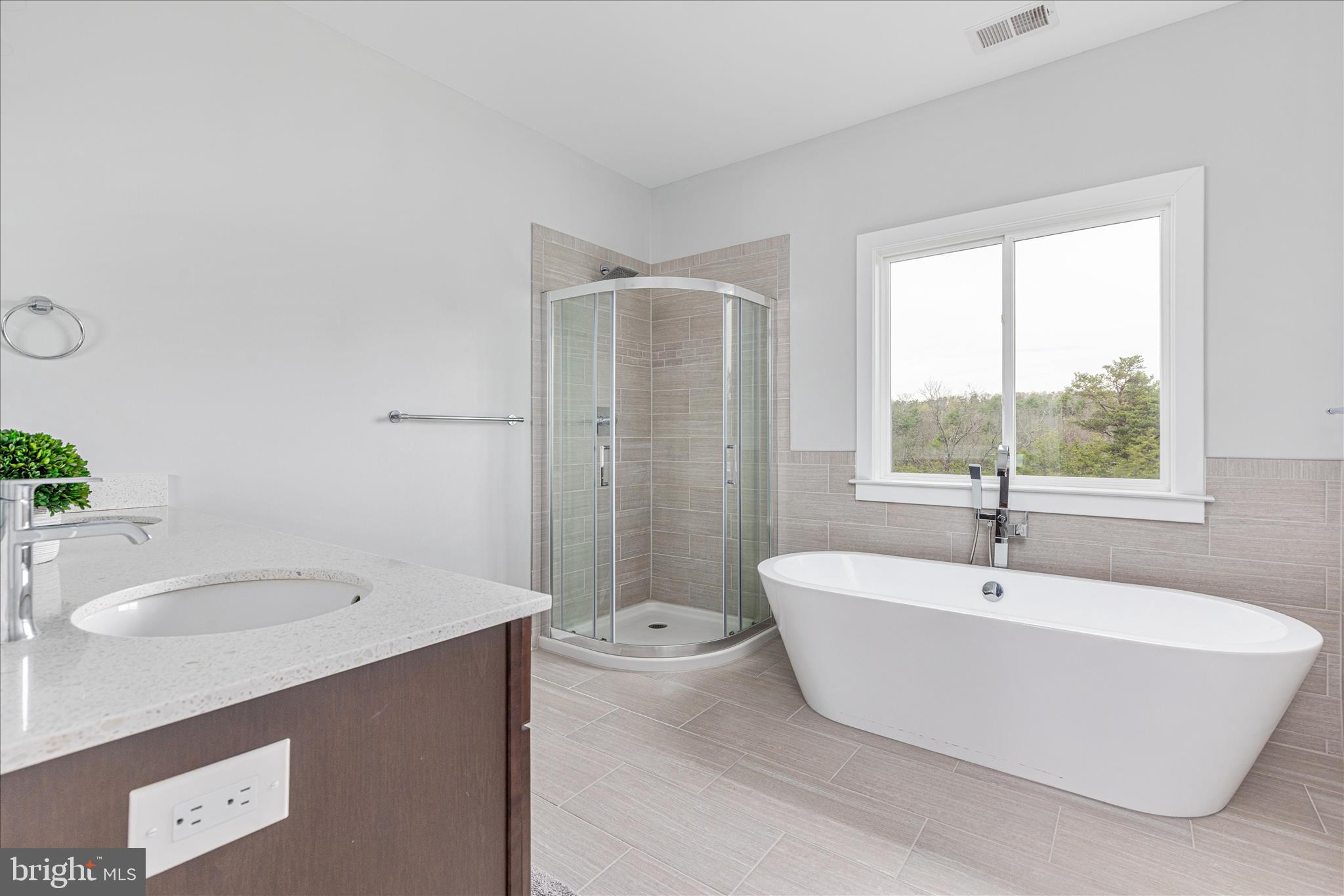 230 CONIFER LANE