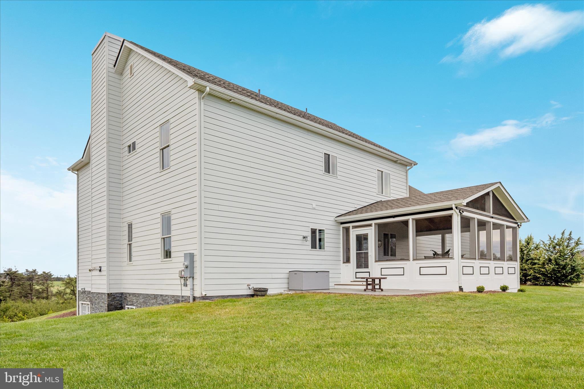 230 CONIFER LANE