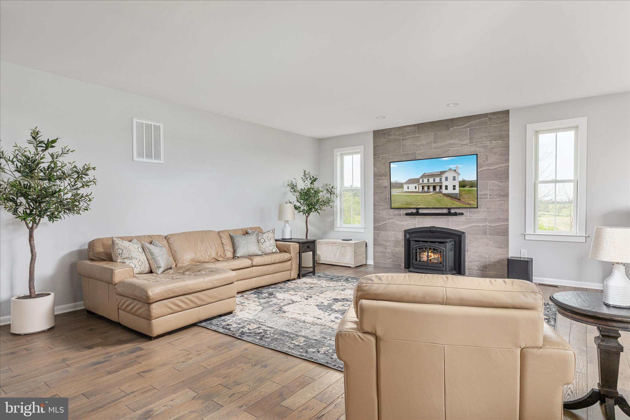 230 CONIFER LANE