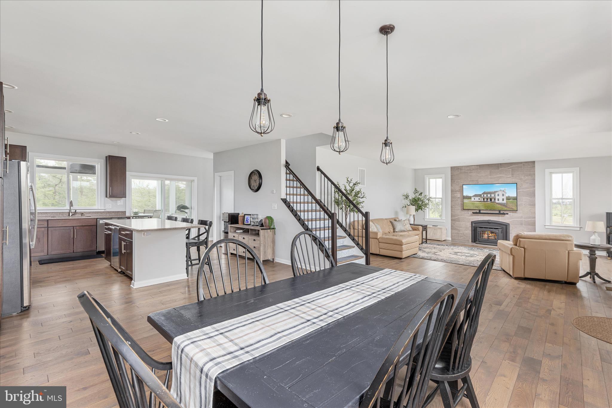 230 CONIFER LANE