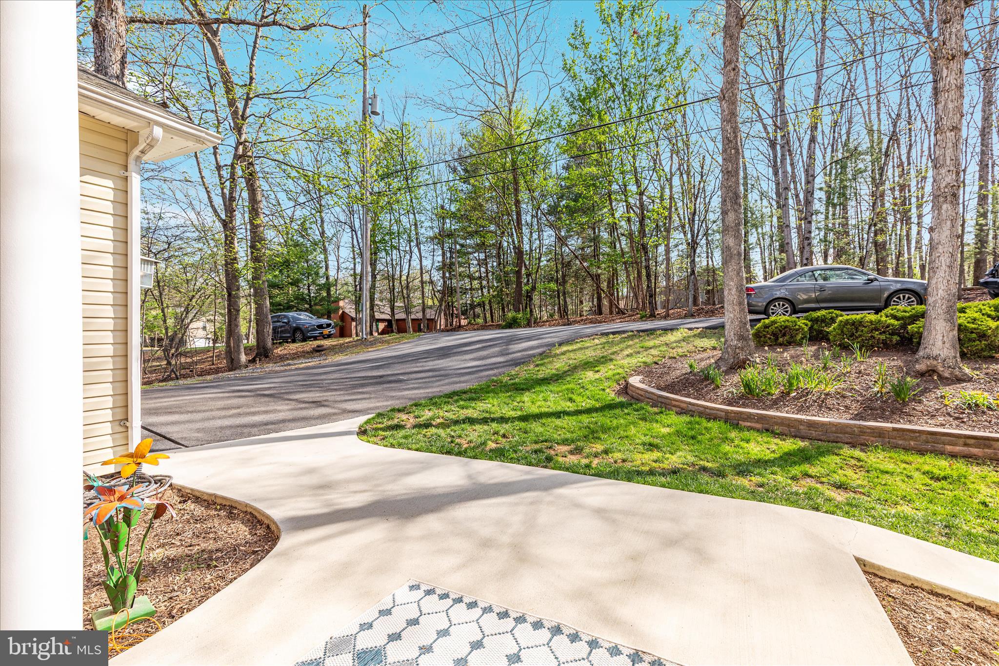 203 NORTHWOOD CIRCLE