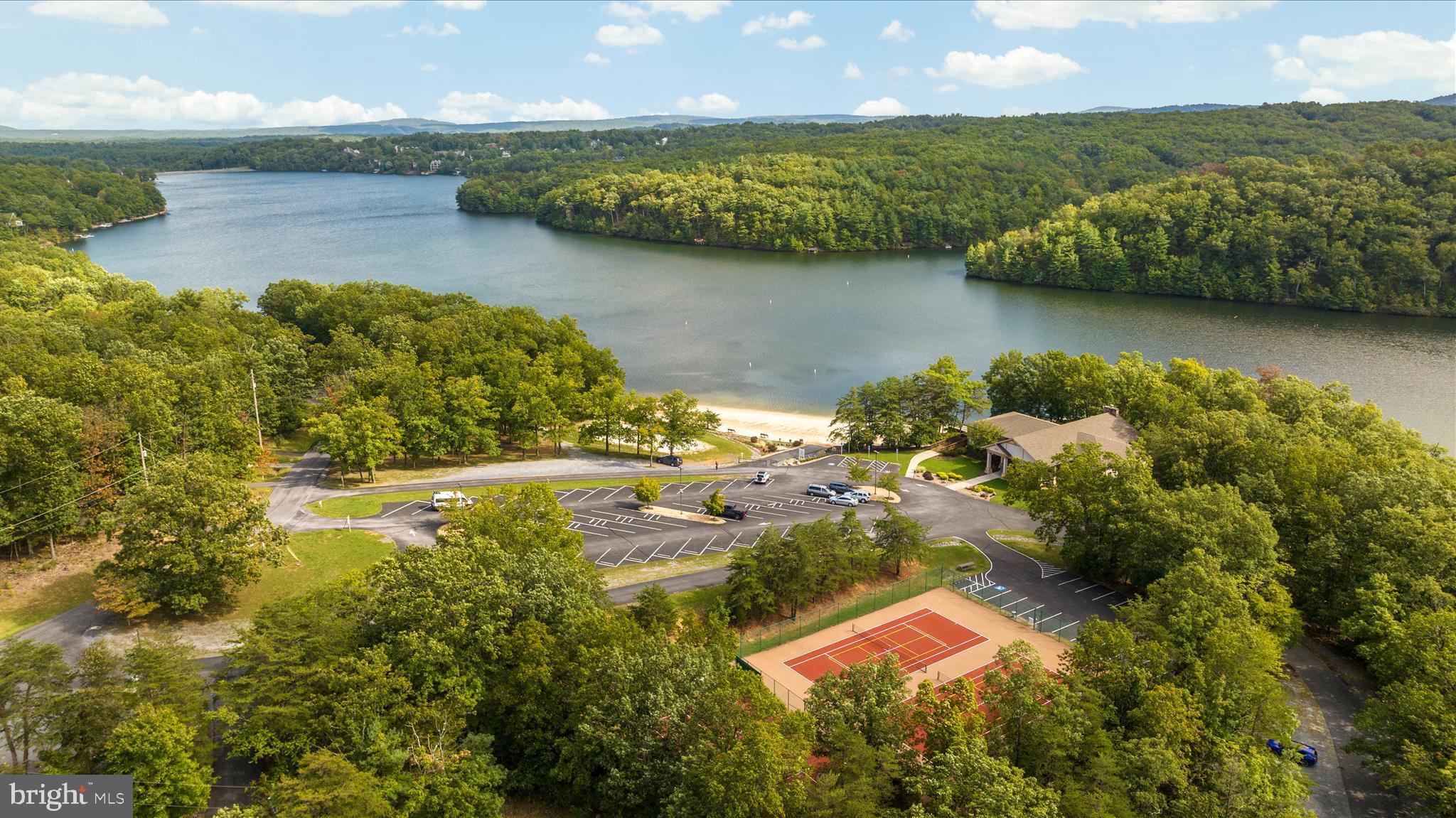 203 NORTHWOOD CIRCLE