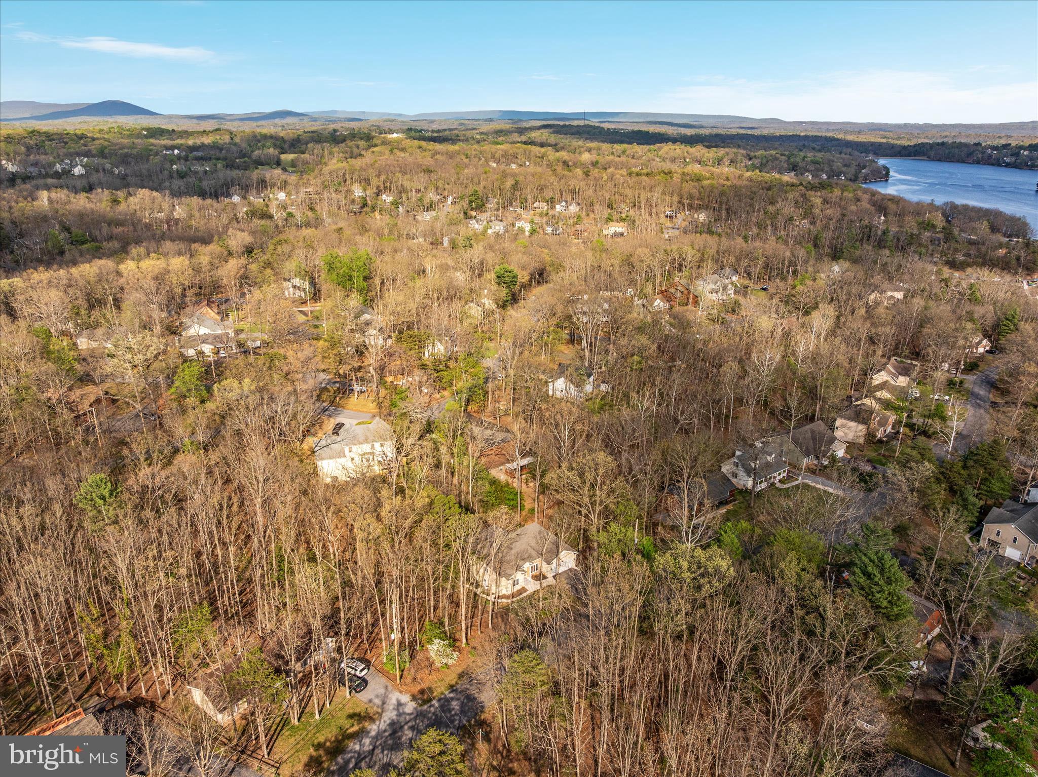 203 NORTHWOOD CIRCLE