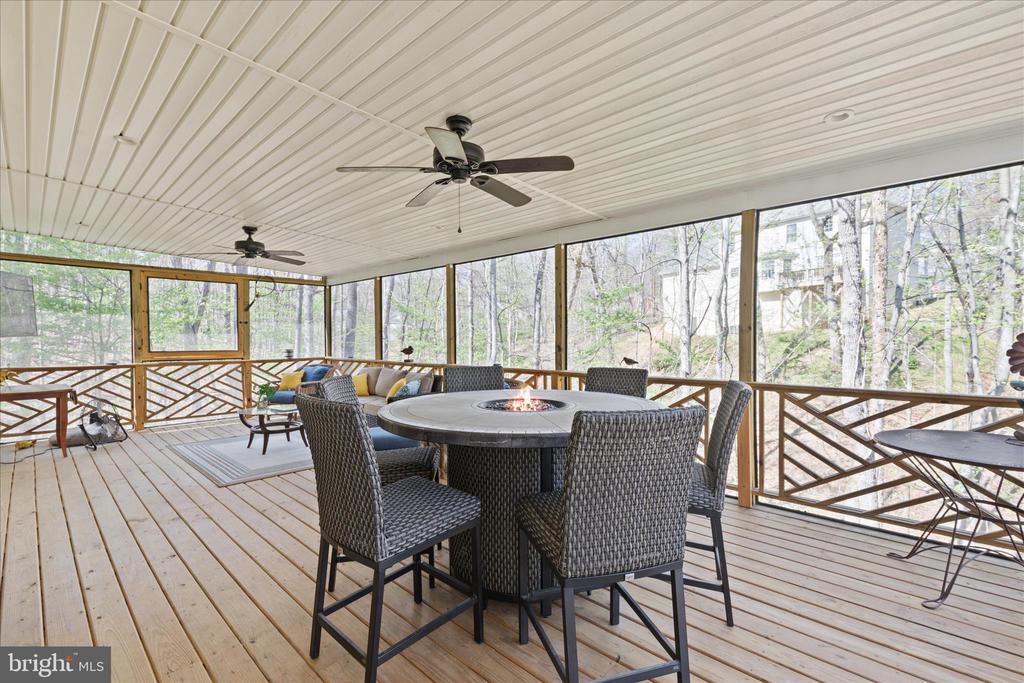 203 NORTHWOOD CIRCLE