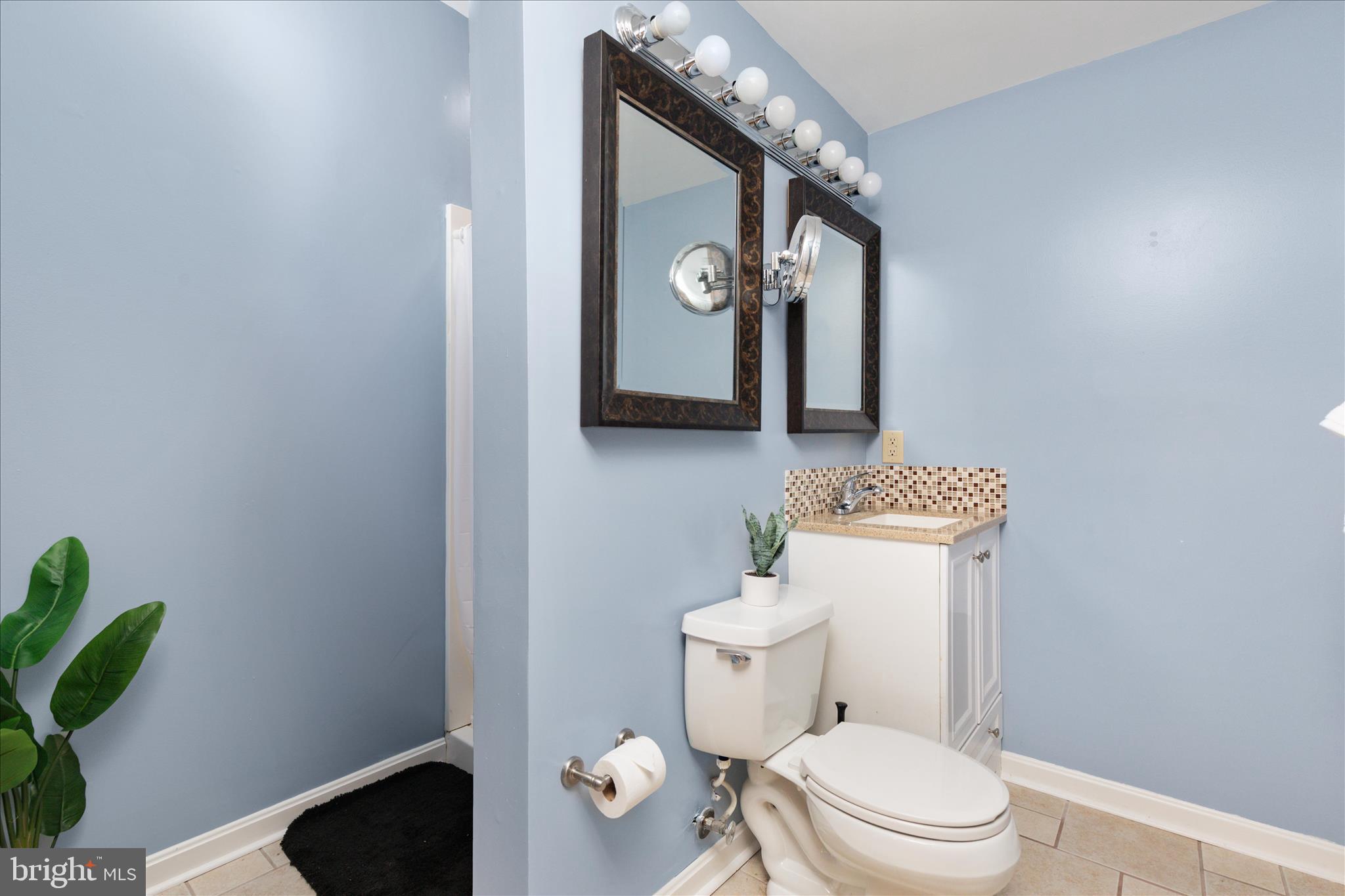 203 NORTHWOOD CIRCLE