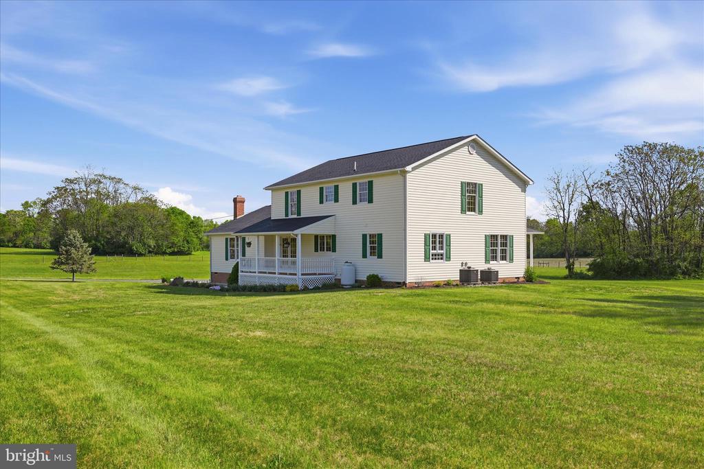 412 RUEBUCK ROAD