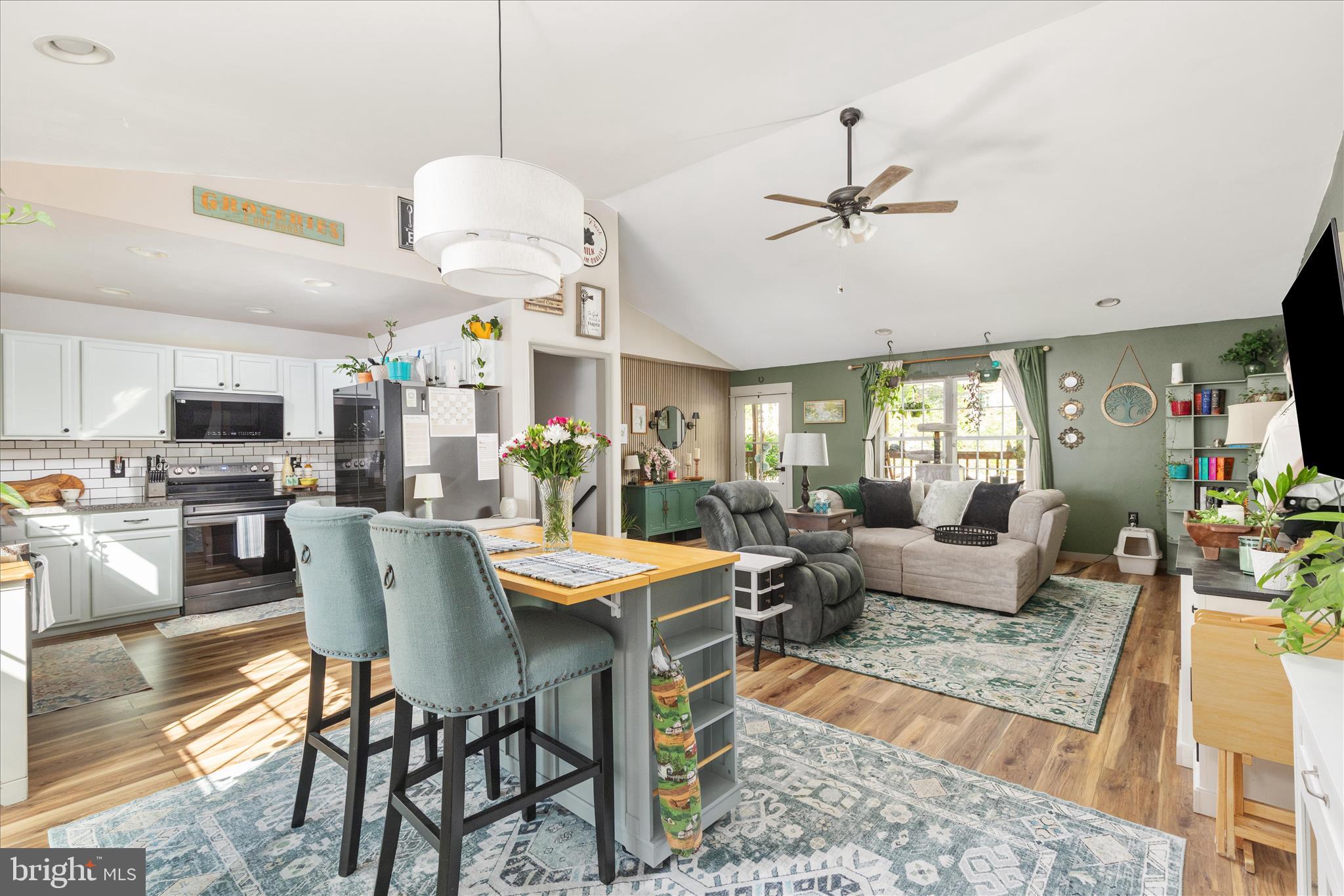 617 FOX TRAIL