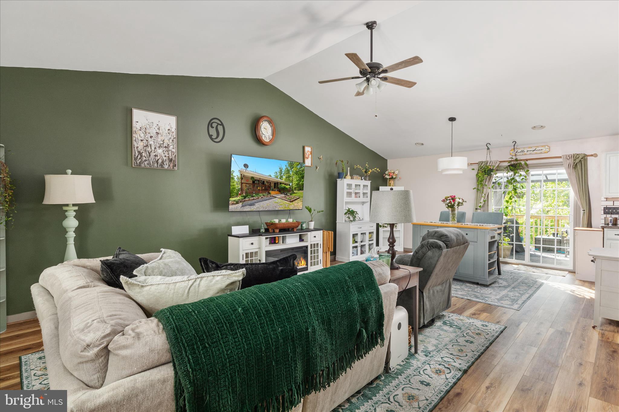 617 FOX TRAIL