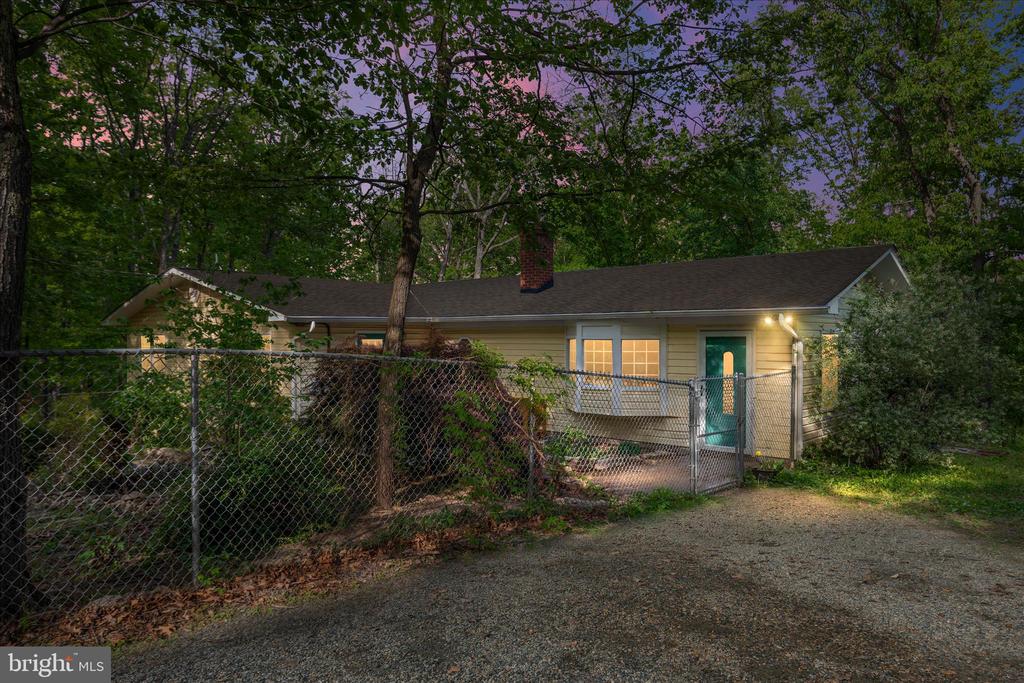 156 GERONIMO TRAIL