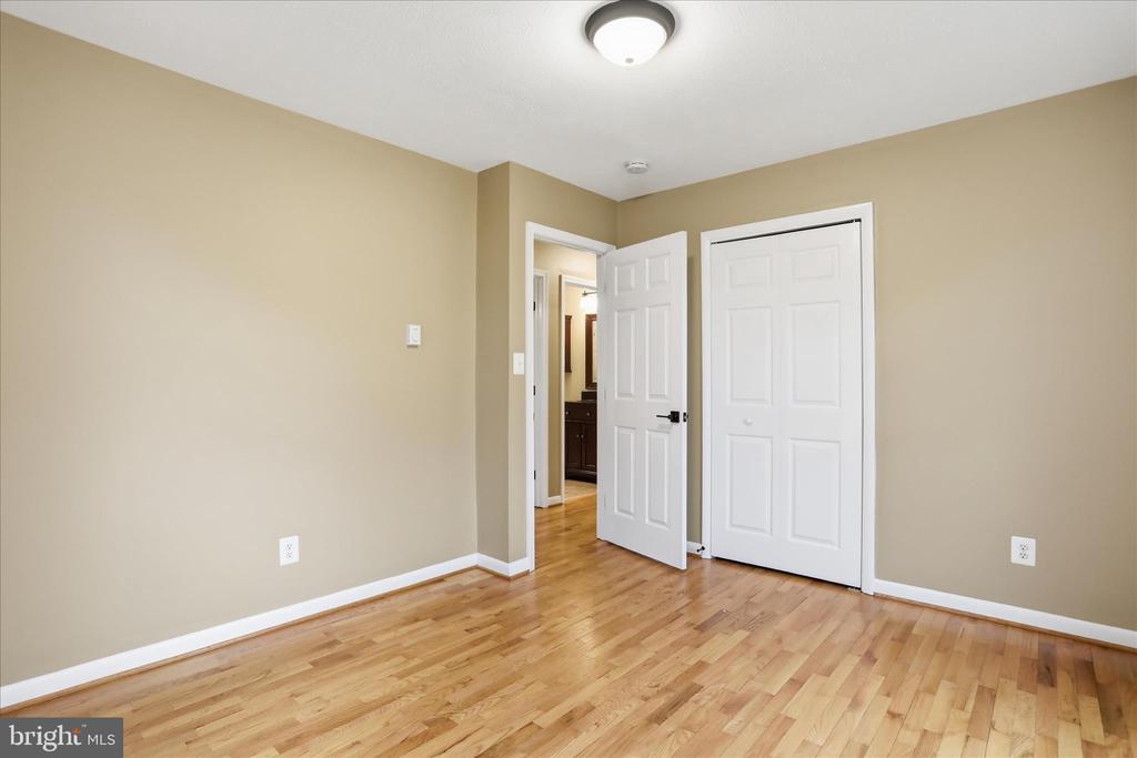 126 MEADOWBROOK