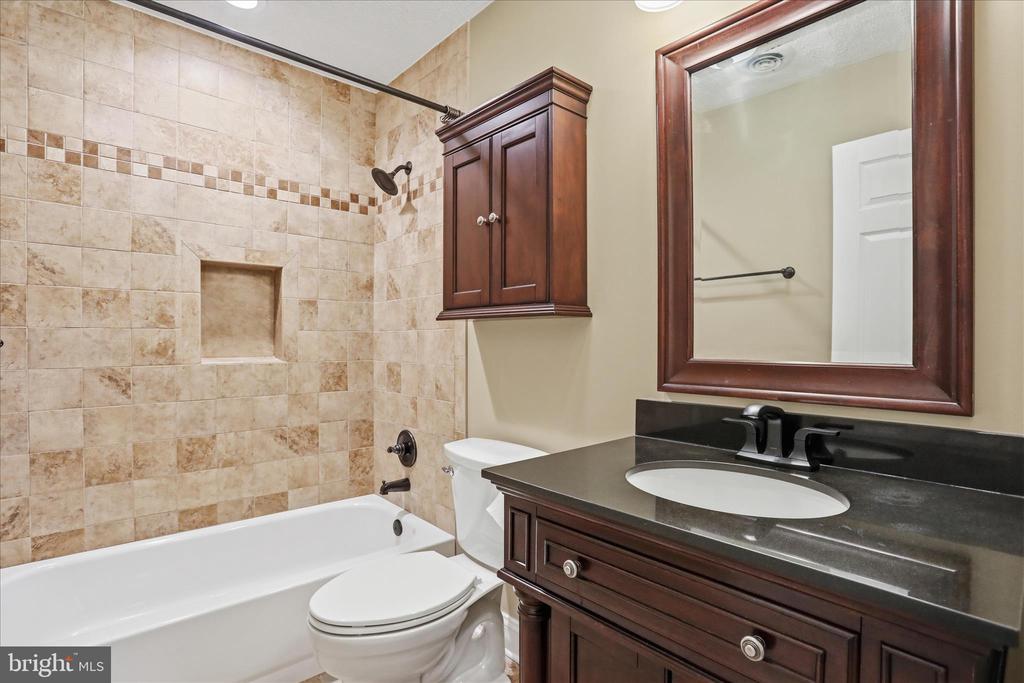 126 MEADOWBROOK