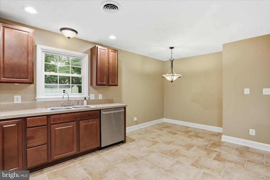 126 MEADOWBROOK