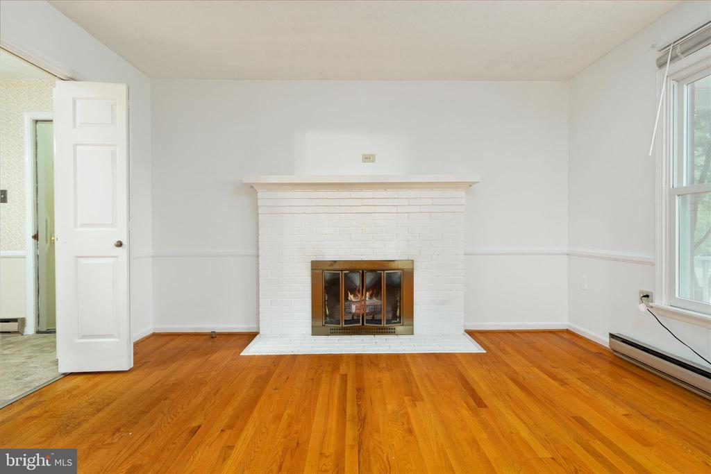 111 WYTHE AVENUE