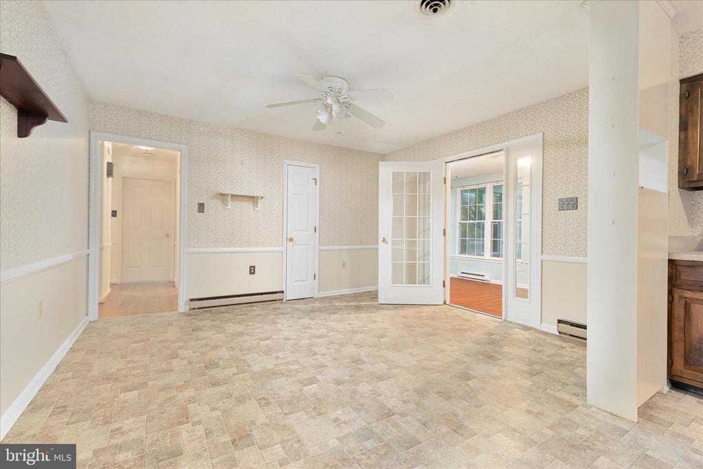 111 WYTHE AVENUE