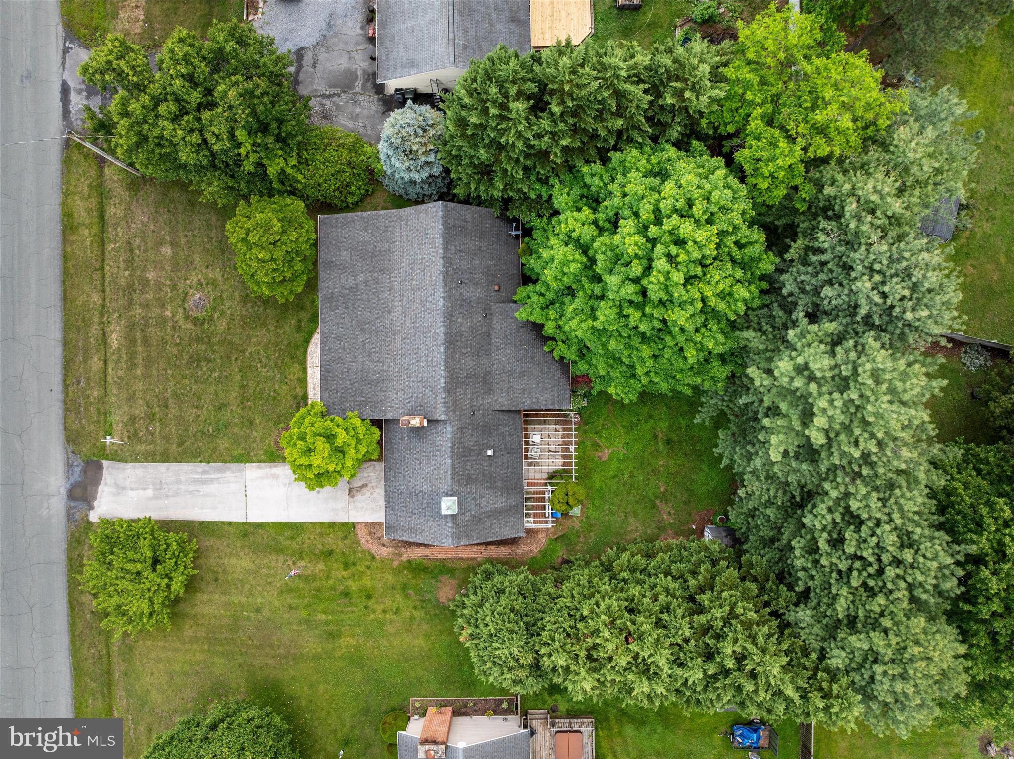 111 WYTHE AVENUE