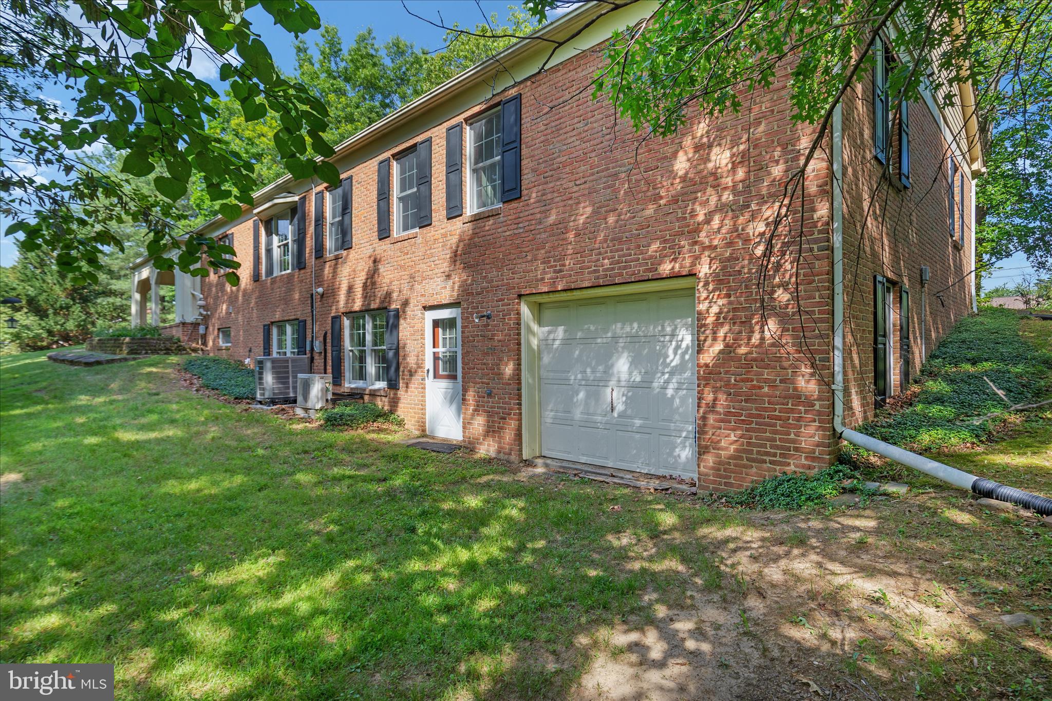 179 WOODRIDGE LANE