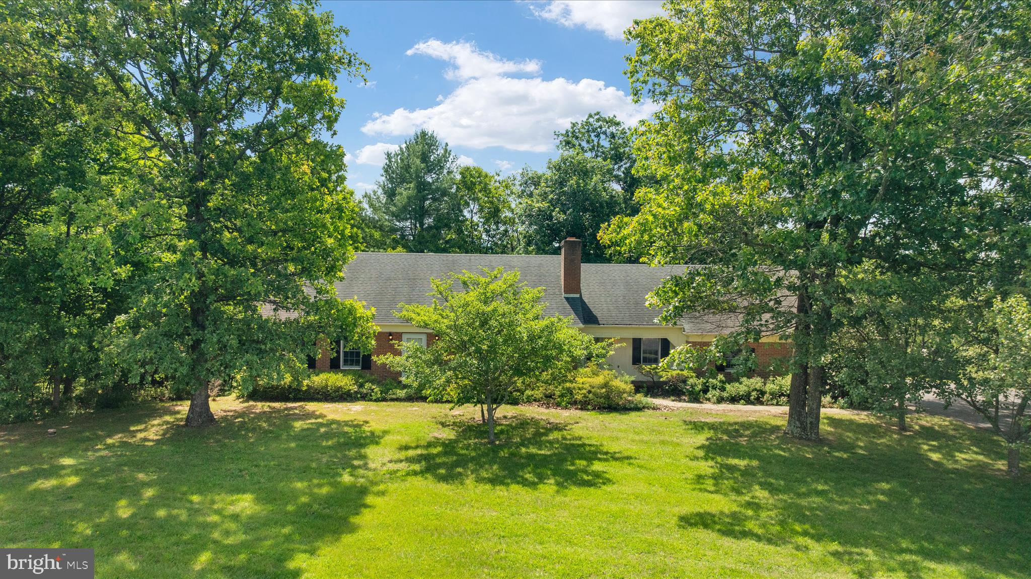 179 WOODRIDGE LANE
