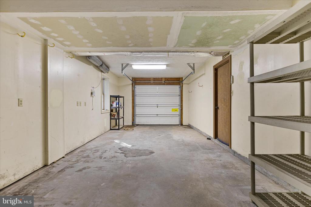 179 WOODRIDGE LANE