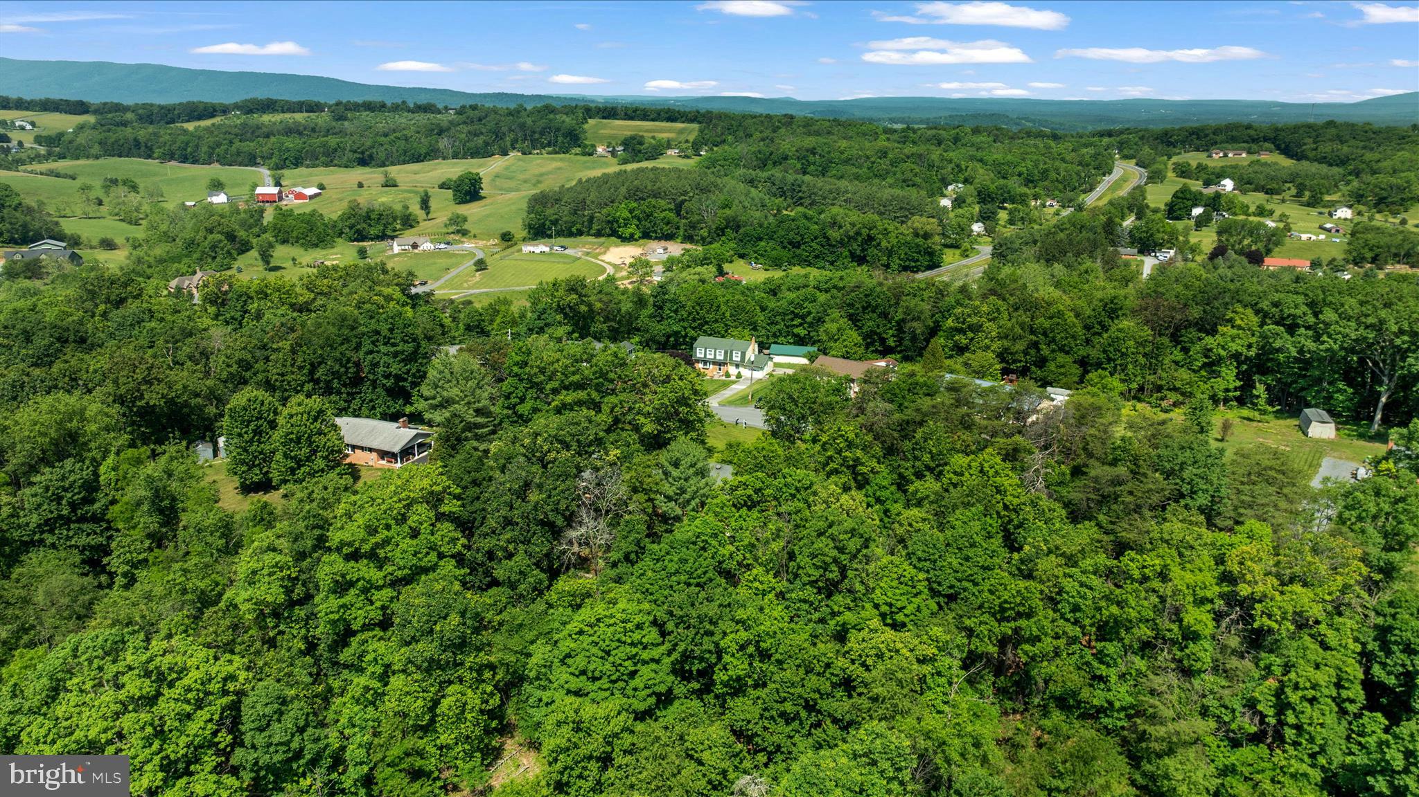 179 WOODRIDGE LANE