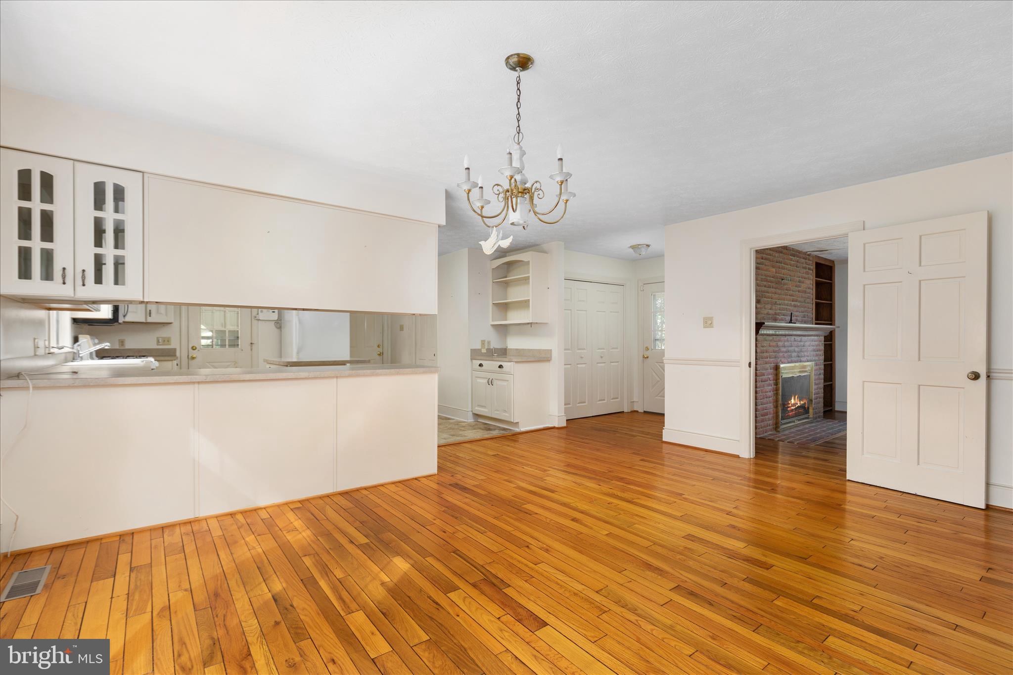 179 WOODRIDGE LANE