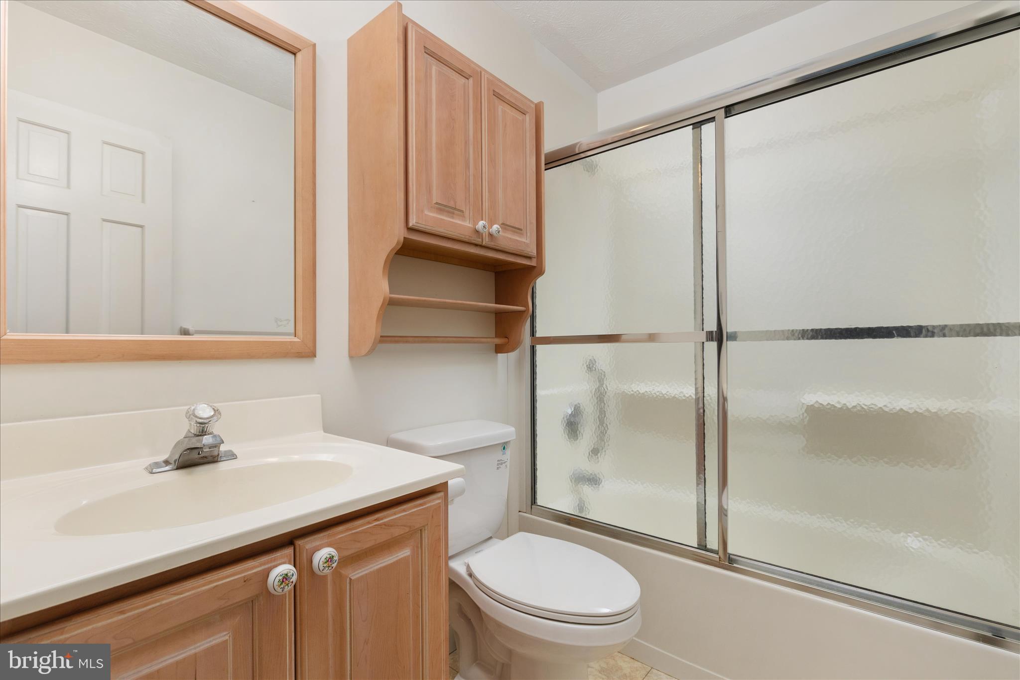 179 WOODRIDGE LANE