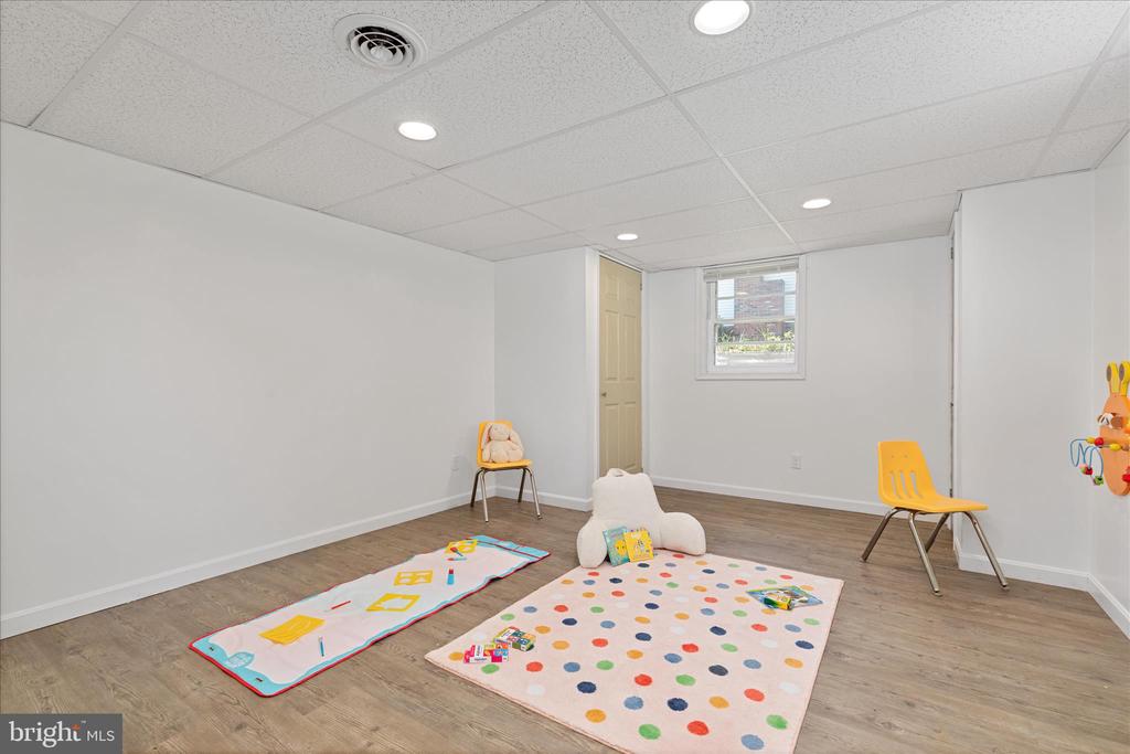 224 FREDERICKTOWNE DRIVE